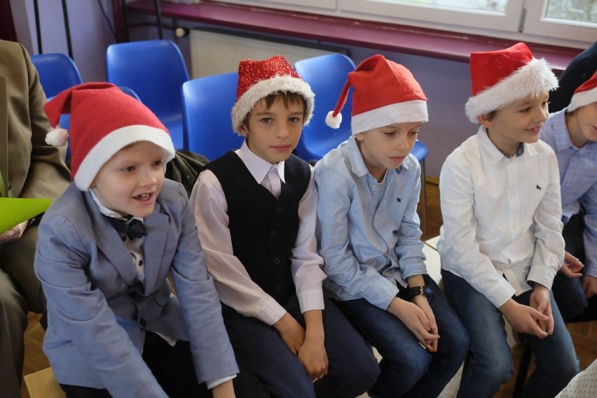 Czytanie "Mikołajka" zorganizowano 6 grudnia w SP nr 9