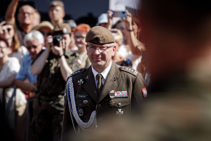 - W naszych strukturach mamy już trzy bataliony – w Toruniu,...