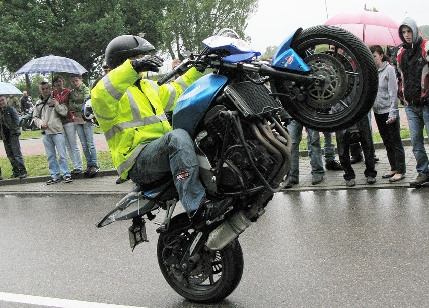 Zlot motocyklowy w Miastku - parada i pokaz