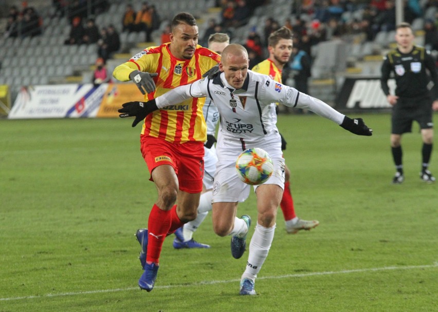 Korona dogoniła Pogoń i zremisowała w Kielcach 1:1. Znów miała sporo szczęścia  