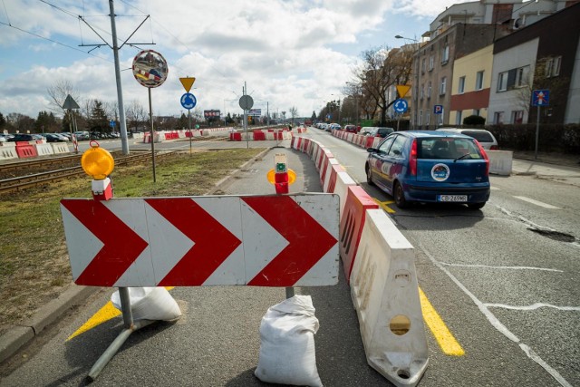 W poniedziałek 11 kwietnia wprowadzono zmiany w przejeździe ulicą Toruńską