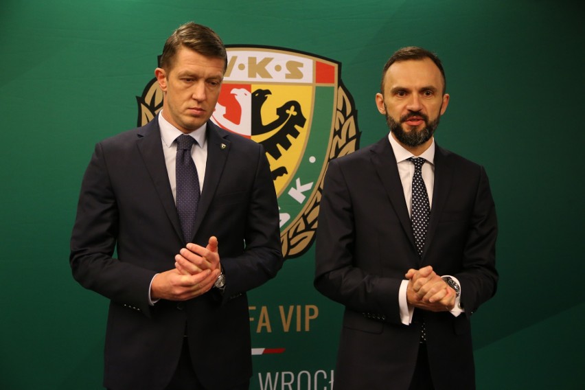 Śląsk Wrocław na kolejkę przed zakończeniem sezonu 2021/22...