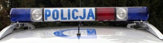 Polscy i niemieccy policjanci ścigali kierowcę skradzionego auta.