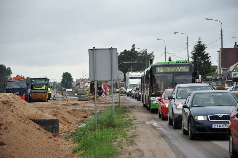 Zobacz, jak wyglądają obecnie prace drogowe w Kleosinie [FOTO]