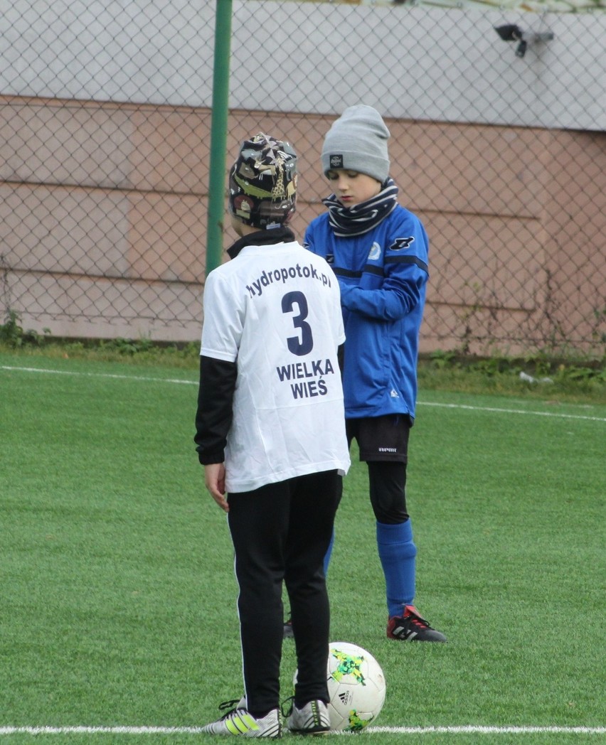 Z podwórka na stadion