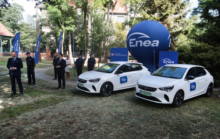 E-samochody zasilą flotę szczecińskiej policji. Przestępcy drżyjcie! 