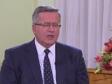 Bronisław Komorowski o uścisku dłoni Tuska i Kaczyńskiego po expose Ewy Kopacz: Pojednanie to za duże słowo [wideo]