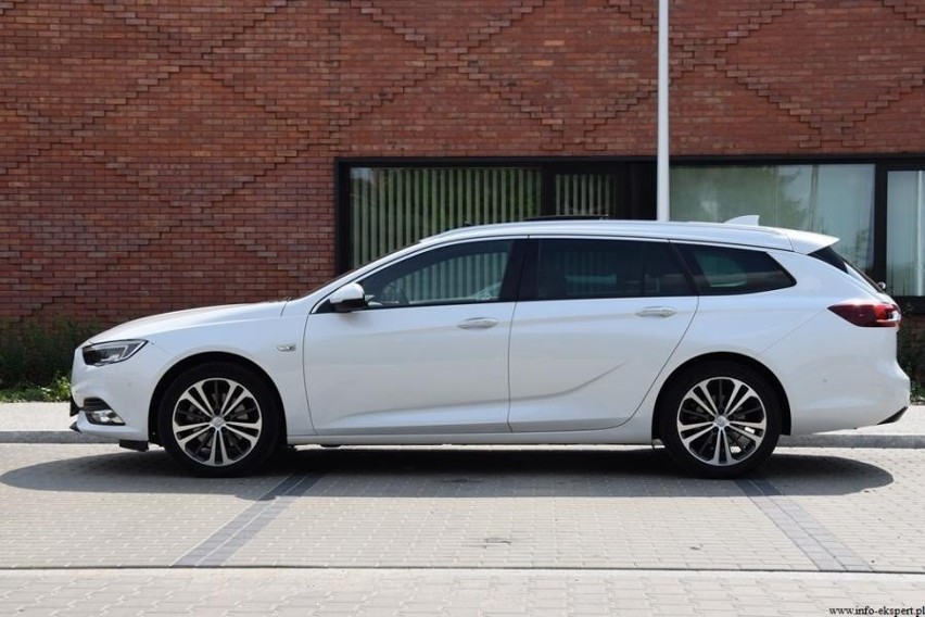 Opel Insignia Sports Tourer 2.0 CDTI AT8 Elite...