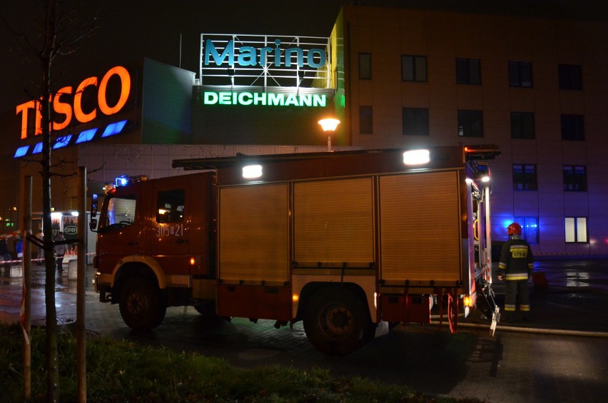 Wrocław: Pożar w Marino. Ewakuacja całego centrum handlowego (FILM, ZDJĘCIA)