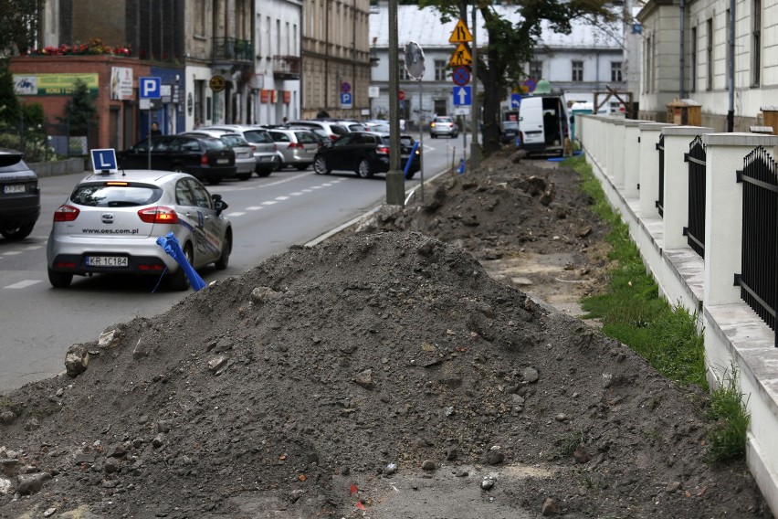 Chodnik przy ul. Rajskiej zostanie wyremontowany za ok. 200...