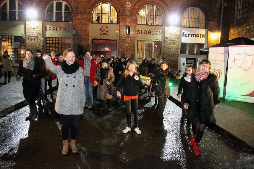 W Off Piotrkowskiej tańczyli w proteście przeciwko przemocy wobec kobiet [ZDJĘCIA]