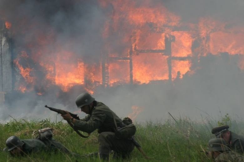 Rekonstrukcjja Bitwa Wyrska - Bój o Gostyń z roku na rok...