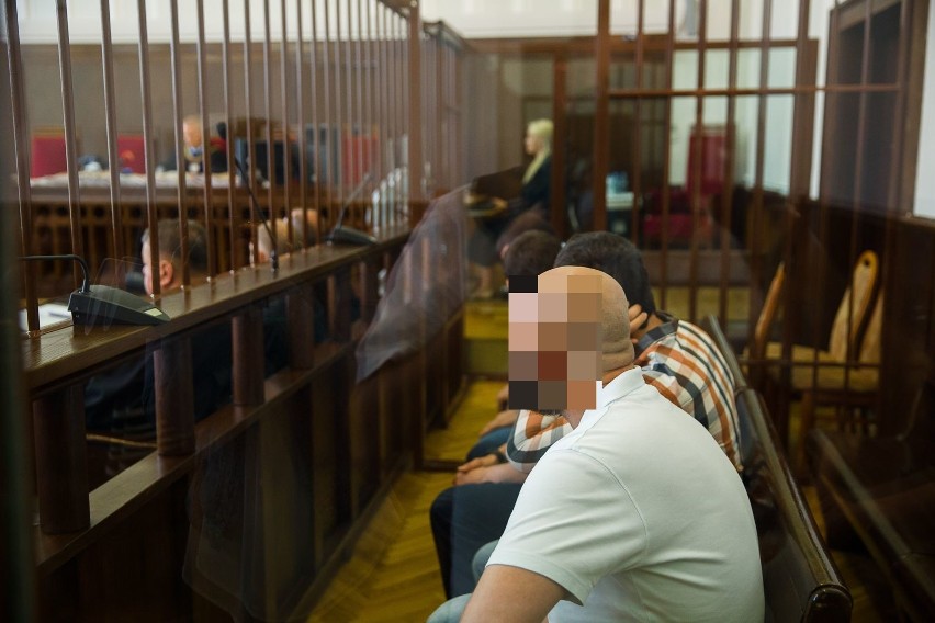Trójka skazanych Czeczenów usłyszała wyroki 2 lat i 1...