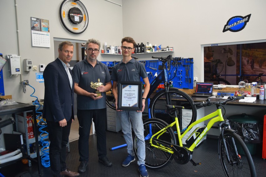 Lider Regionu 2020. Salon rowerowy "Skybike" z Radomia laureatem w kategorii "Usługi Serwisowe: Innowacje"