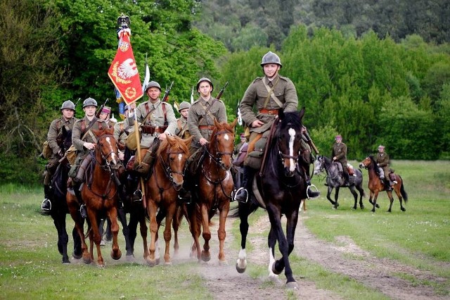 Ułani to była elita wojska. Oni ją naśladują