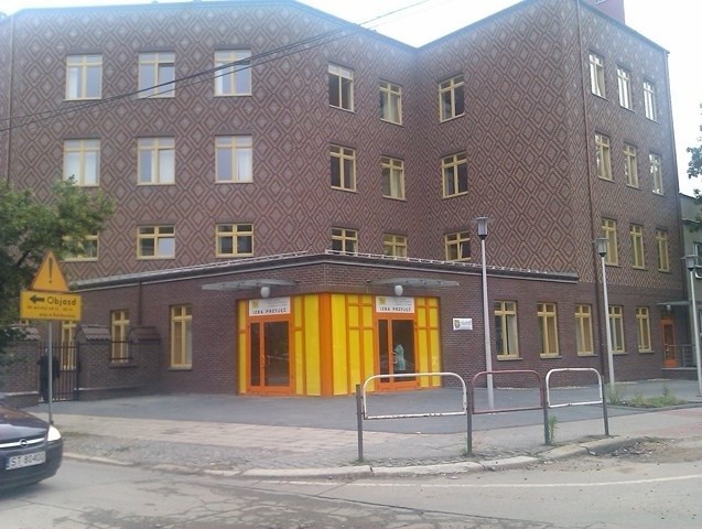 Alarm bombowy w szpitalu przy ul. Raciborskiej w Katowicach