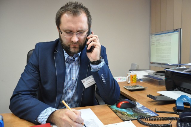 Nowa starosta kluczborski Mirosław Birecki wprowadza cięcia i oszczędności.
