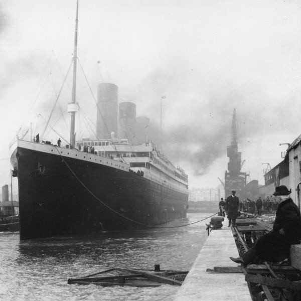Liniowiec "Titanic&#8221; wypływający na Atlantyk na spotkanie swego przeznaczenia.