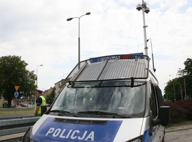 W czwartek policyjny bus z kamerami stanął m.in. na skrzyżowaniu ulic Prażmowskiego i 23 Czerwca w Radomiu.
