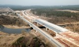 Budowa drogi ekspresowej S7 na odcinku od Chęcin do Jędrzejowa znacznie się opóźni [WIDEO, ZDJĘCIA Z DRONA]