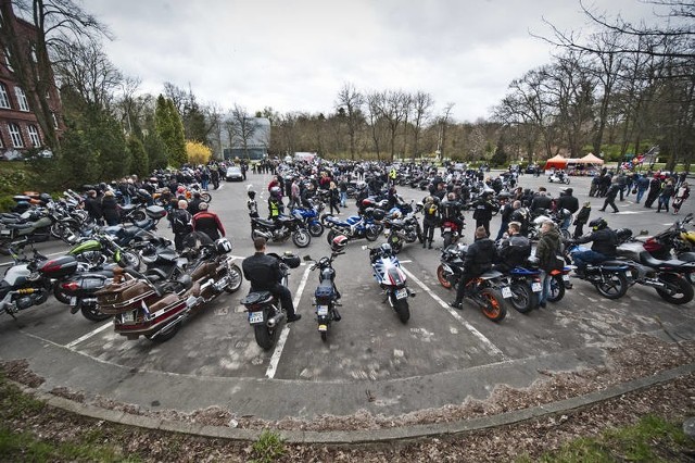 Parada motocykli, motobazar, a może warsztaty polichromii w Zagrodzie Jamneńskiej?