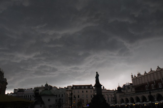 Dziś w Krakowie i całej Małopolsce mogą wystąpić gwałtowne burze.