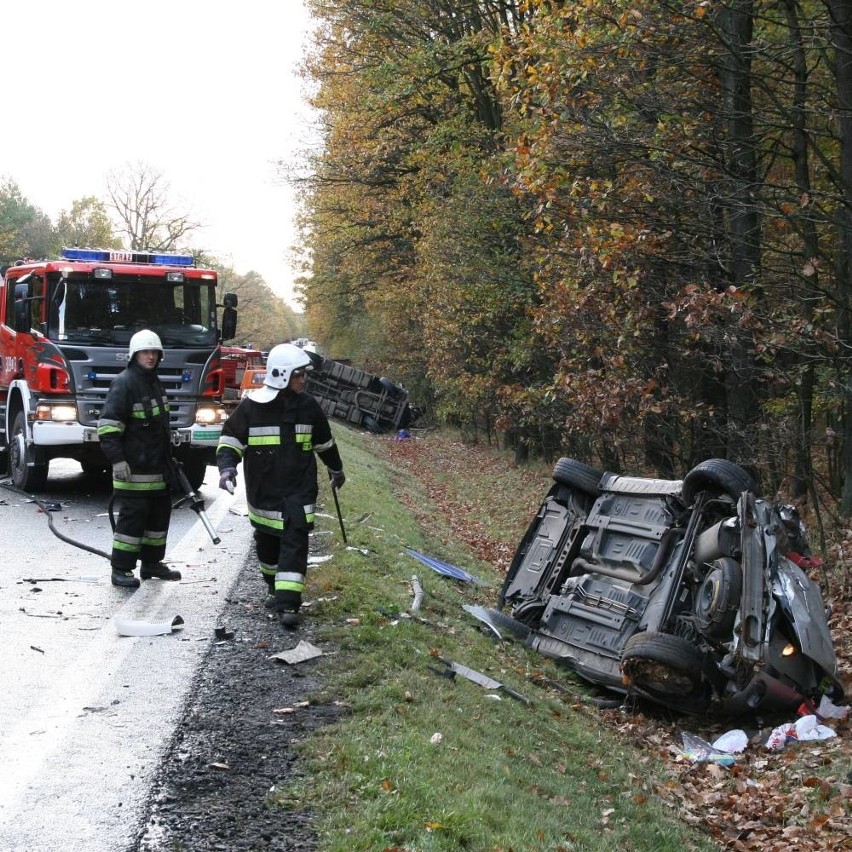 Siedem samochodów zderzylo sie w piątek (17 paLdziernika) na...