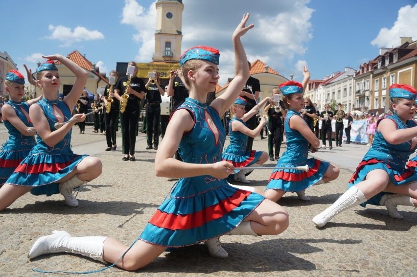 Międzynarodowe Prezentacje Mażoretek, Tamburmajorek i...