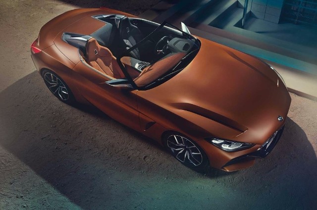 BMW Z4 Concept Przypomnijmy, że BMW Z4 będzie bliźniakiem Toyoty Supry. Niewykluczone, że finalną wersję auta zobaczymy podczas przyszłorocznego salonu samochodowego w Genewie.Fot. BMW
