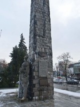 Dyskusja o pomniku Żołnierza Polskiego dzieli kombatantów