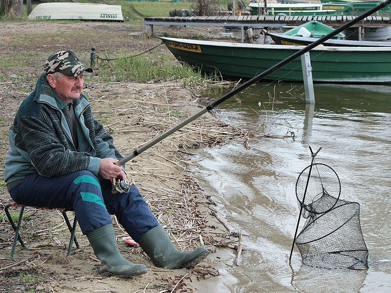 Grudziądzcy wędkarze łowili na wodach jeziora Rudnickiego
