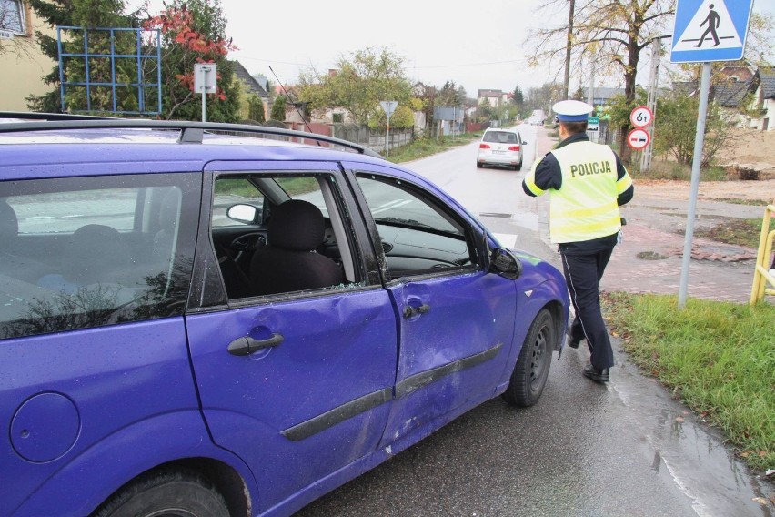 Wypadek w Zgórsku. Motorowerzysta zderzył się z autem 