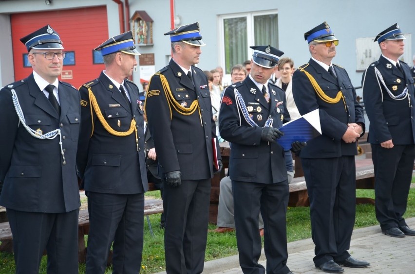 W Grzybnie zorganizowano obchody gminne Dnia Strażaka