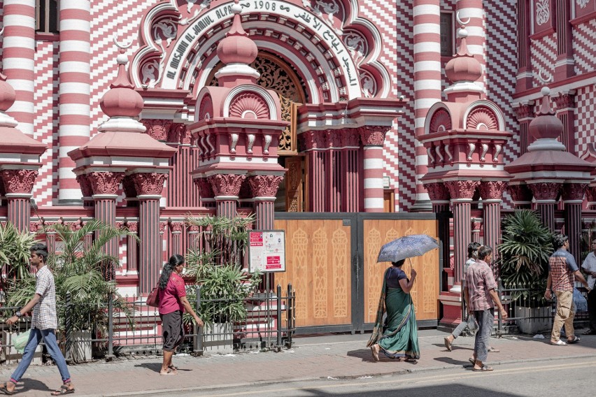 To oryginalna budowla w stylu „indo-saraceńskim” z XIX w....