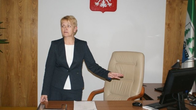 Burmistrz Jolanta Fierek w swoim gabinecie