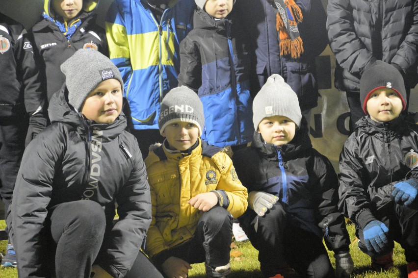 Chrobry Głogów - Miedź Legnica 0:2 (WYNIK, 1.12.2019,...