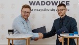 Mikołajkowy prezent dla mieszkańców Wadowic. Na płycie rynku powstanie sztuczne lodowisko, czyli zima pełna atrakcji