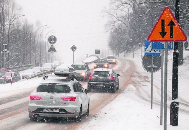 Podjazd na ul. Powstańców Śląskich jest zbyt trudny dla gości