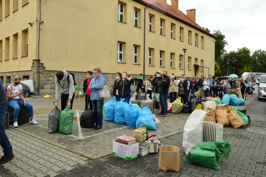 Myślenice. Pomogli środowisku i maleńkiej Hani [ZDJĘCIA]