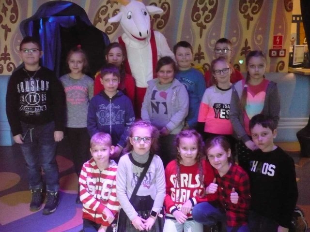 Dzieci z Jastrzębia zwiedziły Europejskie Centrum Bajki imienia Koziołka Matołka.