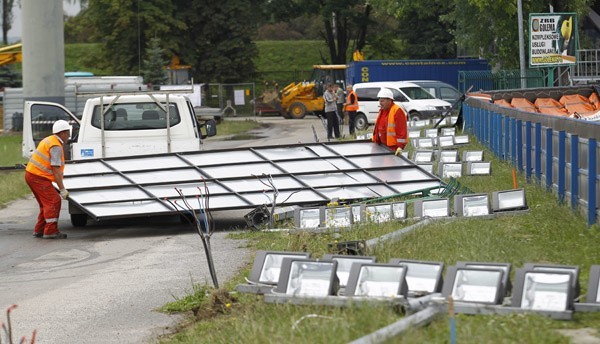 Ruszyla rozbudowa trybuny na stadionie miejskim...