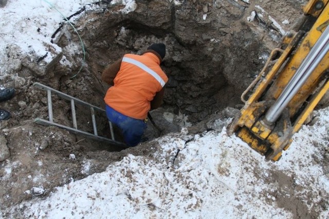 Projekt będzie realizowany w ramach działania &#8222;Efektywna dystrybucja energii&#8221;. Zakładane efekty to: poprawa bezpieczeństwa i zapewnienie stabilnych dostaw dostaw ciepła dla mieszkańców Białegostoku, ograniczenie strat ciepła na przebudowanych odcinkach, zmniejszenie emisji dwutlenku węgla do atmosfery o 1124 tony w ciągu roku.