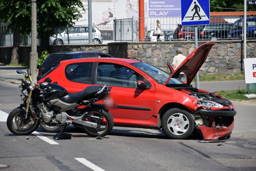 Kolizja na ulicy Dworcowej w Miastku