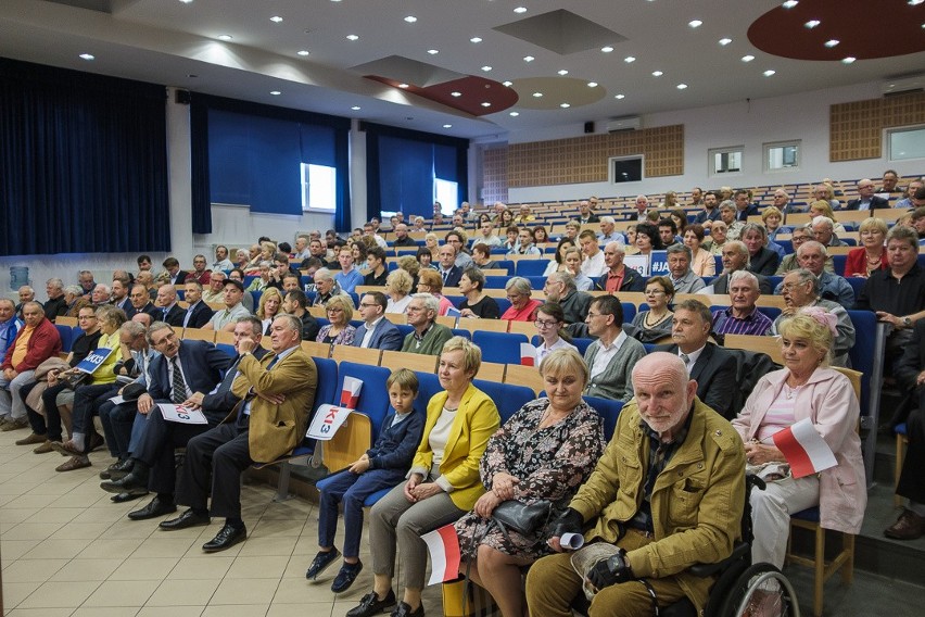 Tarnów. Patryk Jaki spotkał się z wyborcami [ZDJĘCIA]