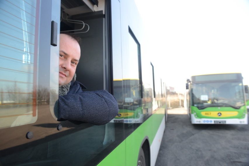 Miejski Zakład Komunikacji w Zielonej Górze ma nowe autobusy. Niebawem wyjadą na ulice. Jak wyglądają?  [WIDEO, ZDJĘCIA]