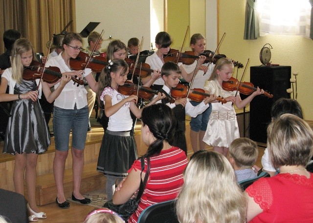 Koncert w szkole muzycznej w Miastku na rzecz odbudowy szpitala