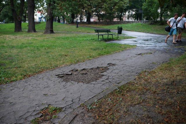 05.08.2015 krakowpark krakowski przed remontem n/z:fot. michal gaciarz / polska press gazeta krakowska