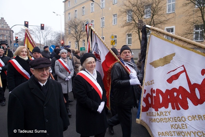 Stargard bez prezydenta. Ostatnie pożegnanie: msza w kolegiacie, kondukt żałobny, pogrzeb [zdjęcia]