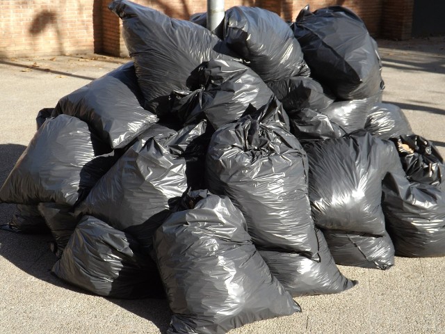 W Inowrocławiu wzrosną opłaty za odpady komunalne z 17 zł do 25 zł miesięcznie od osoby