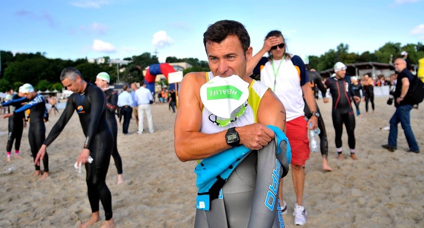 Herbalife Triathlon Gdynia 2013. Znani aktorzy, dziennikarze i politycy wylali siódme poty [ZDJĘCIA]